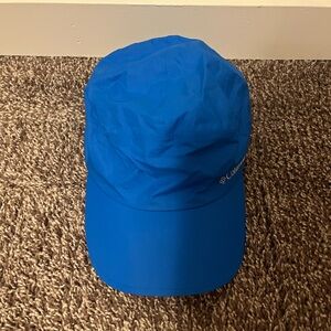 Columbia Waterproof Baseball Hat